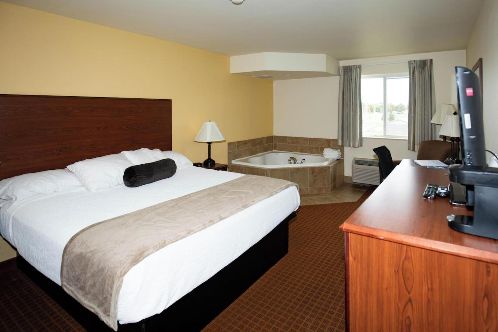 Park View Inn & Suites Hoisington Near Great Bend ภายนอก รูปภาพ